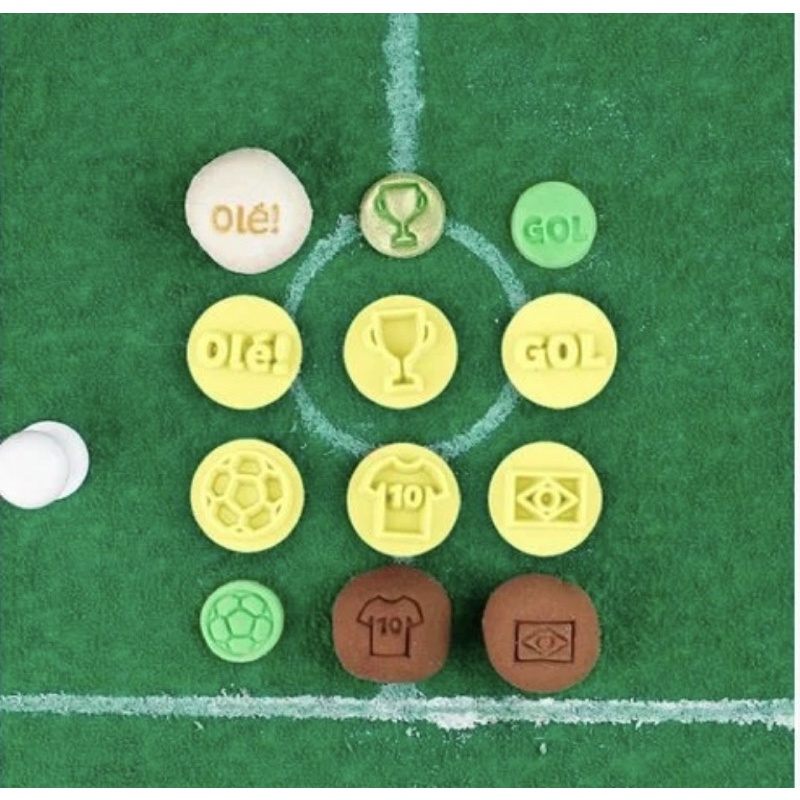 Kit carimbo FUTEBOL copa do mundo Brasil para brigadeiros e docinhos finos