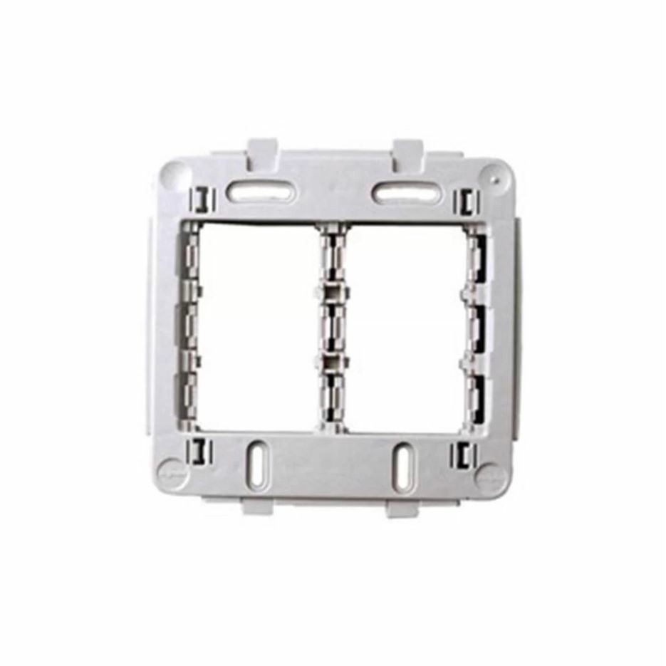Placa Suporte Interruptor e Tomada 4X4 6 Postos Pialplus Placa Suporte Interruptor e Tomada 4X4 6 Postos Pialplus