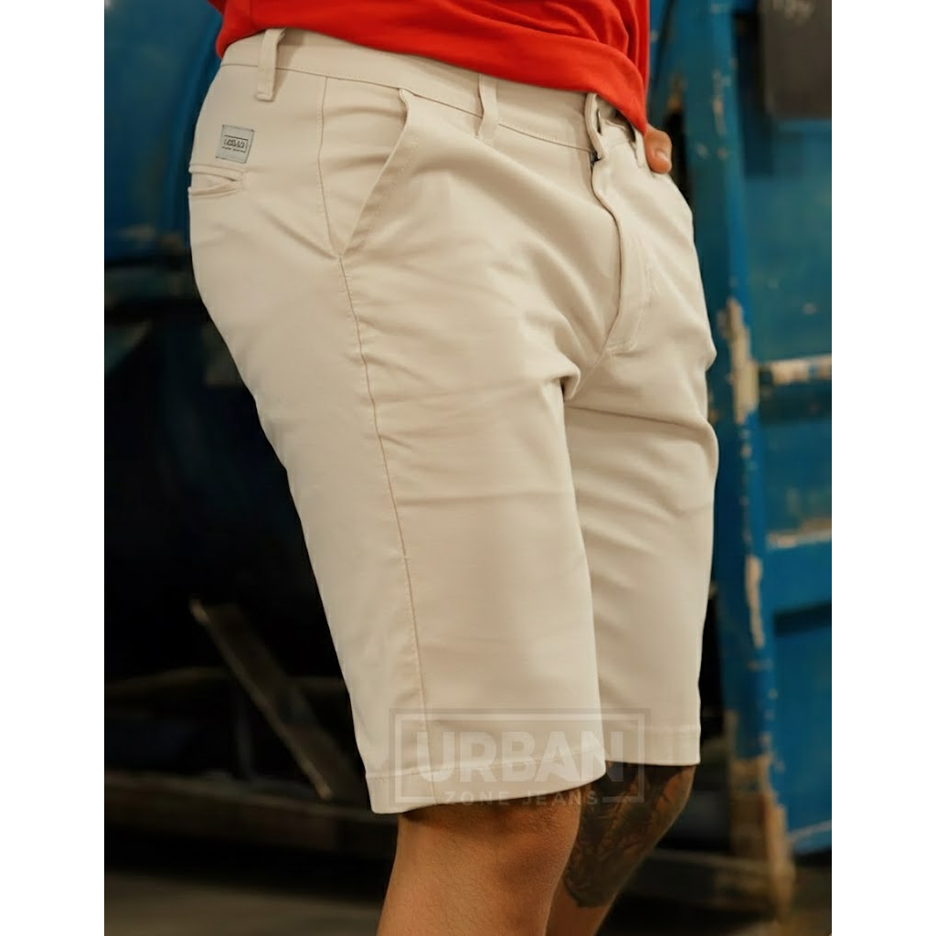 Bermuda Sarja Esporte Fino Creme Areia Masculina Bolso Faca Algodão Elastano Bermuda Sarja Esporte Fino Creme Areia Masculina Bolso Faca Algodão Elastano