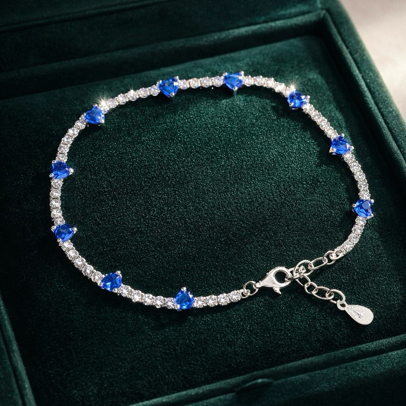 Pulseira de Prata 925 com Corações Azul e Zircônias Pulseira de Prata 925 com Corações Azul e Zircônias