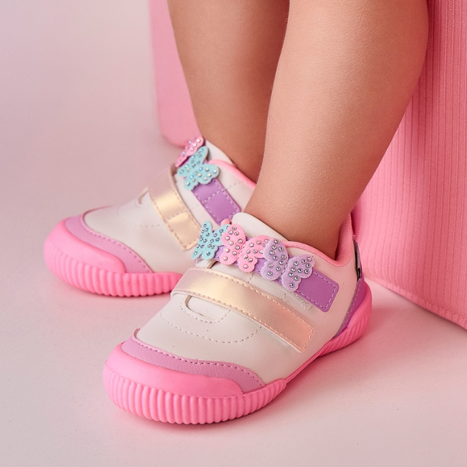 Tênis Infantil Calce Fácil com Borboletas Strass Pampili Tênis Infantil Calce Fácil com Borboletas Strass Pampili