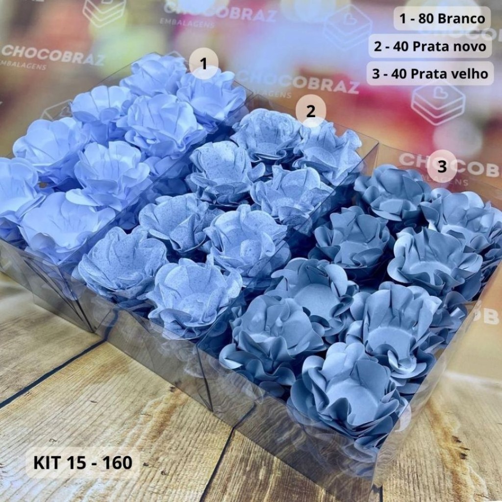 KIT 160 Forminhas Para Doces Finos 80 BRANCO + 40 PRATA NOVO + 40 PRATA VELHO KIT 160 Forminhas Para Doces Finos 80 BRANCO + 40 PRATA NOVO + 40 PRATA VELHO