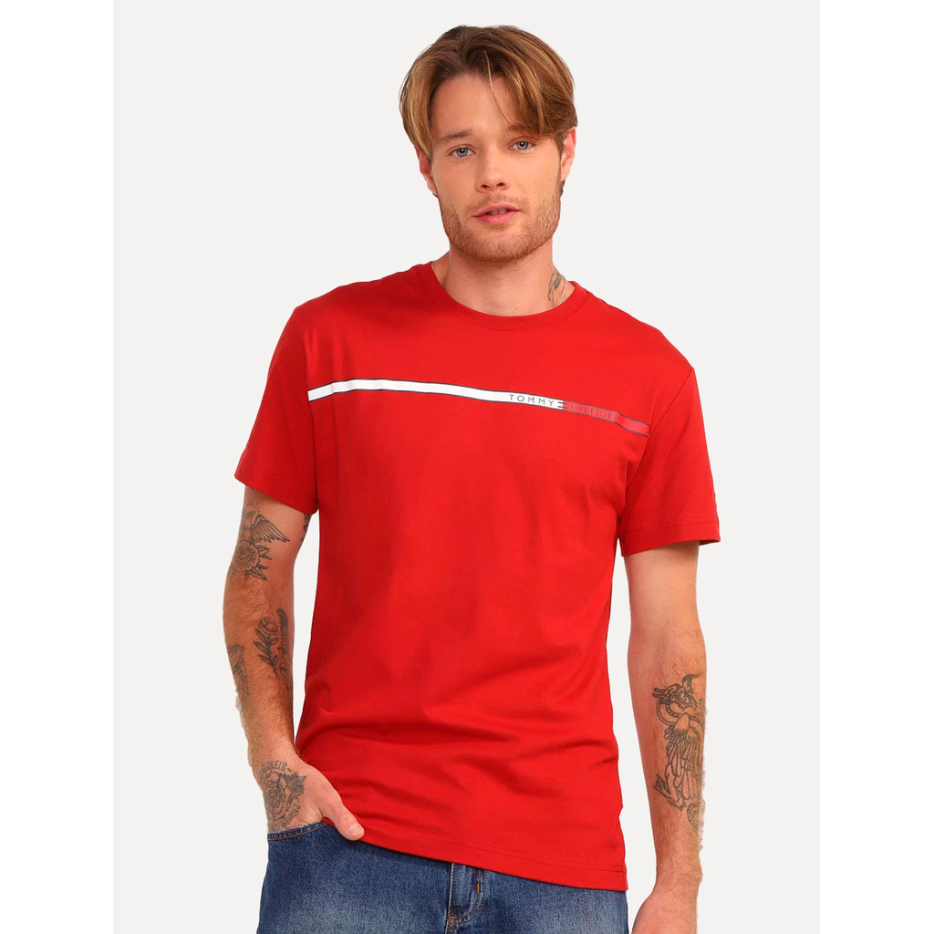 Camiseta Tommy Hilfiger Original Original Masculina Chest Stripe Vermelha Camiseta Tommy Hilfiger Original Original Masculina Chest Stripe Vermelha