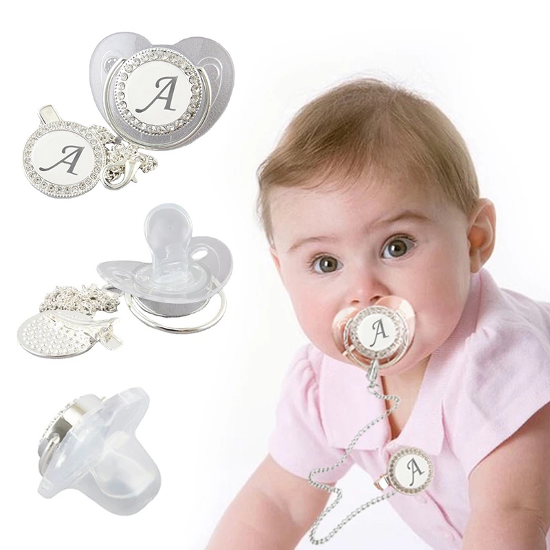 Transparante 26 Letras Prata Bebê Fopspeen Met Ketting Clip Pasgeboraen Bpa Gratis Bling Manequim Fopel Chupete Transparante 26 Letras Prata Bebê Fopspeen Met Ketting Clip Pasgeboraen Bpa Gratis Bling Manequim Fopel Chupete - Oferta na Shopee