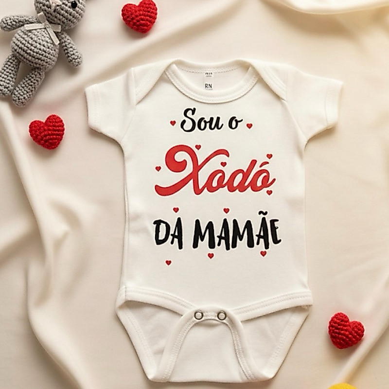 Body temático bebê Frase Sou Xodó da Mamãe presente (RN,P,M,G) Body temático bebê Frase Sou Xodó da Mamãe presente (RN
