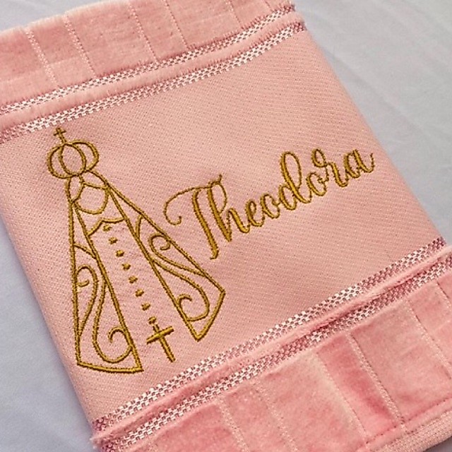 Toalha Bordada Personalizada Nossa Senhora Terço Contorno com Nome Toalha Bordada Personalizada Nossa Senhora Terço Contorno com Nome - Oferta na Shopee