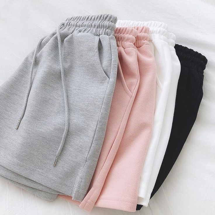Shorts moletom feminino com bolso Short curto malha algodão Shorts moletom feminino com bolso Short curto malha algodão - Oferta na Shopee