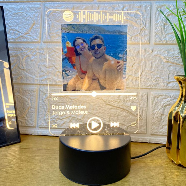 Porta Retrato Luminária Dia dos Namorados Spotify Personalizada Casal Presente LED Branco Quente Porta Retrato Luminária Dia dos Namorados Spotify Personalizada Casal Presente LED Branco Quente - Oferta na Shopee