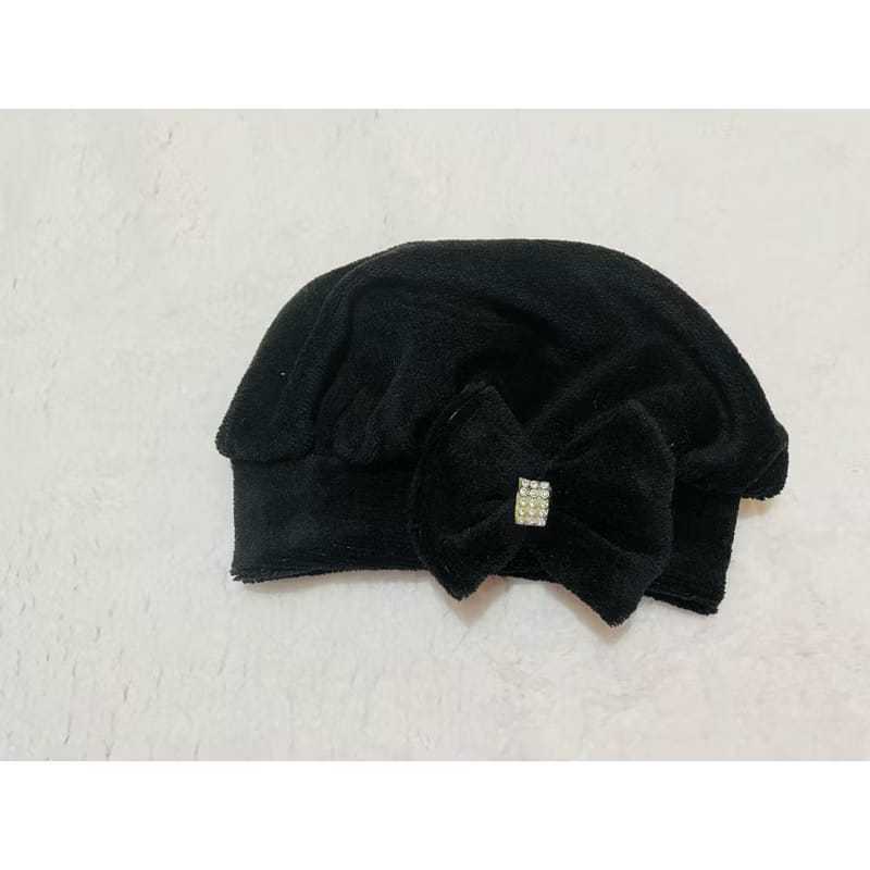 Boina Infantil para bebê de pelinho com laço/ touca infantil para menina Boina Infantil para bebê de pelinho com laço/ touca infantil para menina - Oferta na Shopee