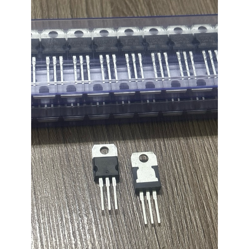 stp180n4f6 kit 02pcs Power MOSFET de Canal N de alto desempenho fabricado pela STMicroelectronics . Ele é amplamente ut stp180n4f6 kit 02pcs Power MOSFET de Canal N de alto desempenho fabricado pela STMicroelectronics . Ele é amplamente ut - Oferta na Shopee