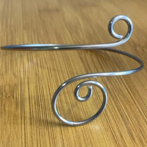 Bracelete Pulseira Escultural Em Aço Feminina Ajustável em Aço Alta Durabilidade - Oferta na Shopee