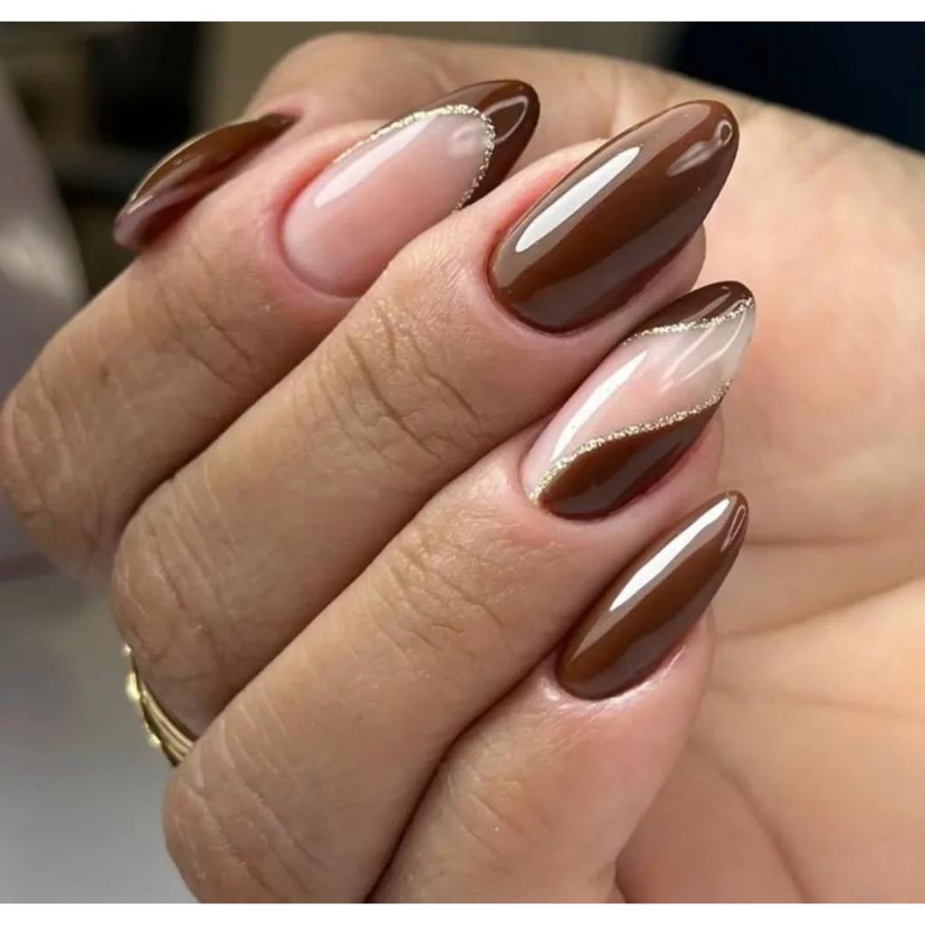 Postiça Realista Premium - Unhas Decoradas Marrom Luxo com Linha Dourada Postiça Realista Premium - Unhas Decoradas Marrom Luxo com Linha Dourada - Oferta na Shopee