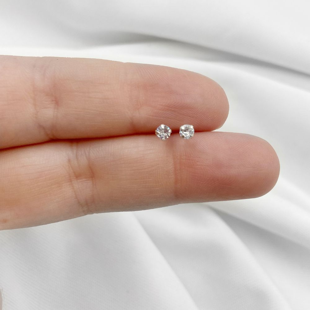 Brincos prata 925 segundo furo zircônia redondo 3mm Brincos prata 925 segundo furo zircônia redondo 3mm - Oferta na Shopee