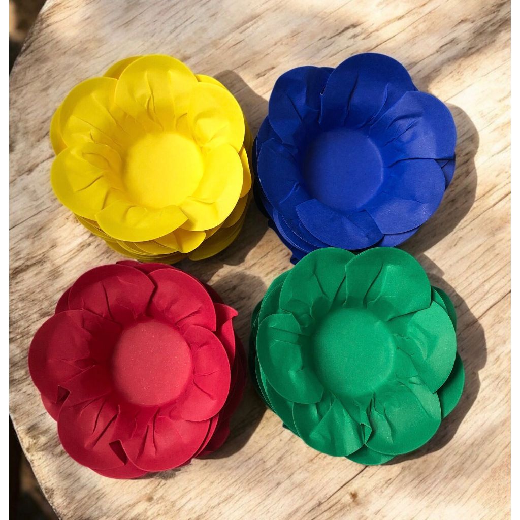 40 Forminha de Flor/Margarida para doces finos, brigadeiro, beijinho, docinhos 40 Forminha de Flor/Margarida para doces finos, brigadeiro, beijinho, docinhos