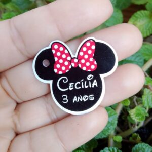 Mini Tag Personalizada Mickey e Minnie 3cm com Nome e Idade - Oferta na Shopee