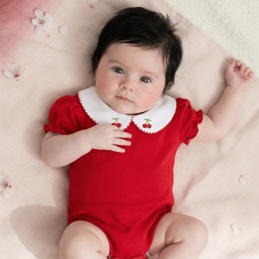 Body Infantil Bebê Menina Gola Bordada Cereja Manga Curta Algodão Body Infantil Bebê Menina Gola Bordada Cereja Manga Curta Algodão