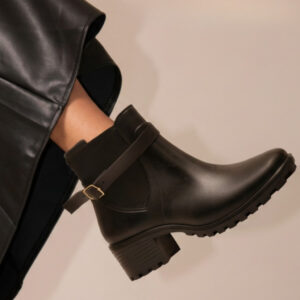 Galochas Fashion Femininas | Estilo e Proteção para os Dias de Chuva - Oferta na Shopee