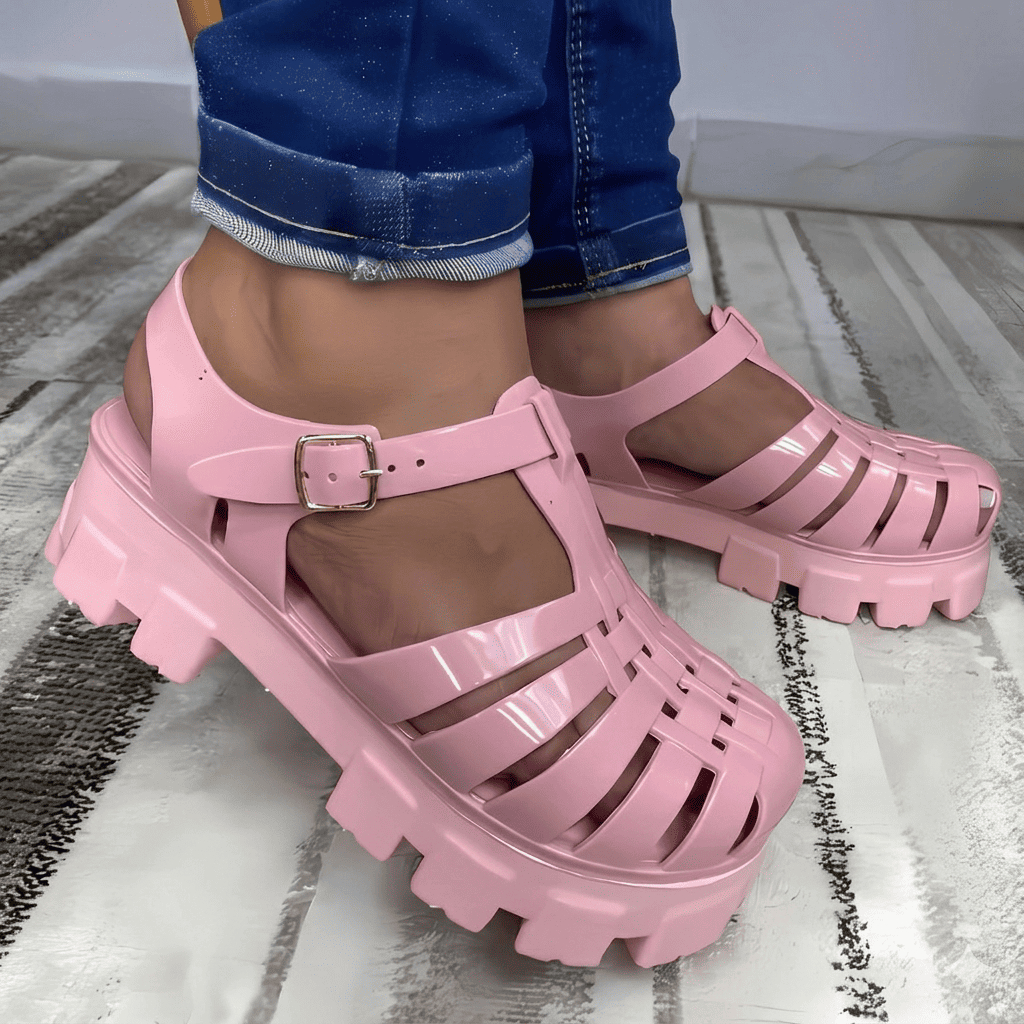 Sandália Feminina Plataforma Tratorada Leve e Confortável Sandália Feminina Plataforma Tratorada Leve e Confortável