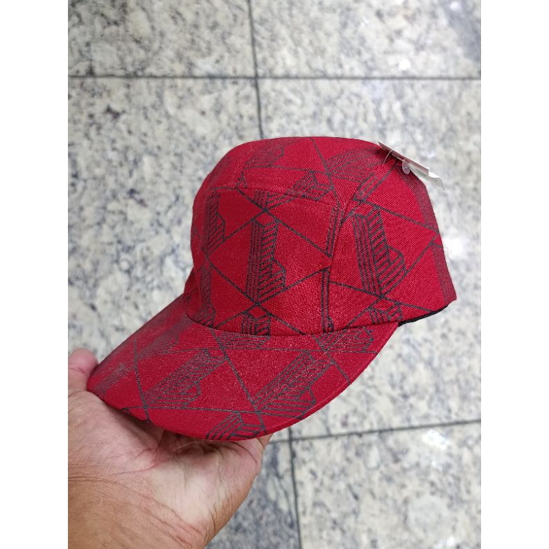 Boné Estampado Monograma. Boné Estampado Monograma. - Oferta na Shopee