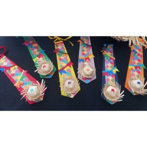 Gravata Infantil Festa Junina Quadrilha Com Detalhe de um Lindo Aplique de  Mini Chapéu Palha - Oferta na Shopee