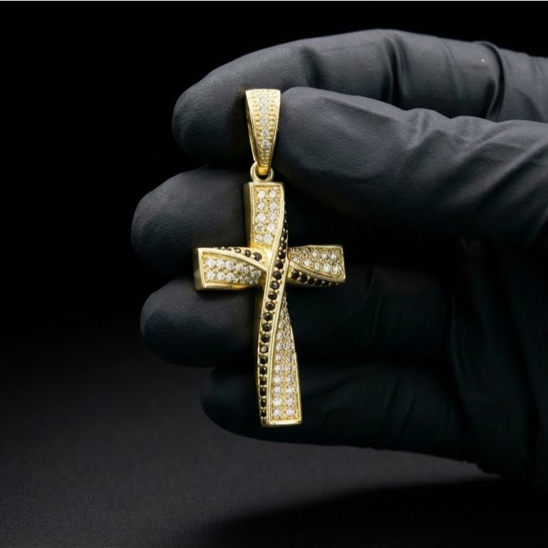 Pingente Cruz Cravejada 4cm 100% Moeda Antiga Idêntica ao ouro 18k Pingente Cruz Cravejada 4cm 100% Moeda Antiga Idêntica ao ouro 18k