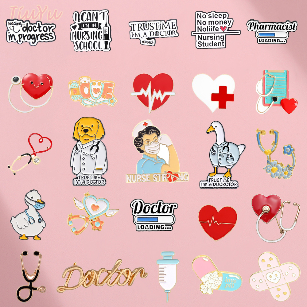 100 Estilos Broche Médico Estetoscópio EKG Crachá Enfermeira Broches Jóias Alfinete Presentes Para Professor Estudante 100 Estilos Broche Médico Estetoscópio EKG Crachá Enfermeira Broches Jóias Alfinete Presentes Para Professor Estudante - Oferta na Shopee