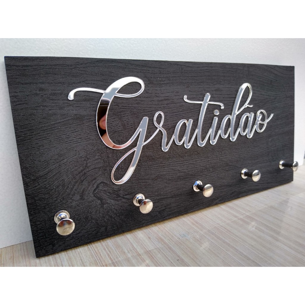 Porta Chaves Premium Alto Relevo 25x12cm Prata Gratidão Porta Chaves Premium Alto Relevo 25x12cm Prata Gratidão - Oferta na Shopee