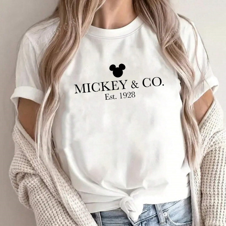 Camiseta Streetwear feminina de mickey co branca off white malha premium T-Shirts 100% Algodão Envio Imediato Camiseta Streetwear feminina de mickey co branca off white malha premium T-Shirts 100% Algodão Envio Imediato - Oferta na Shopee