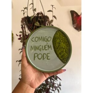 Quadrinho Decorativo "Comigo Ninguém Pode" 16x16cm - Arte Artesanal com Folha Verde para Parede - Oferta na Shopee
