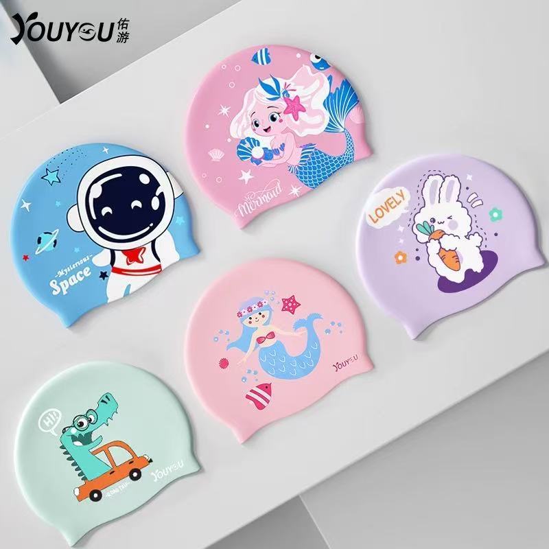 Touca de Natação Profissional Infantil Silicone Impermeável, Proteção UV e Ouvidos Touca de Natação Profissional Infantil Silicone Impermeável, Proteção UV e Ouvidos