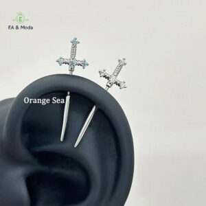 EA & Moda Espada Em Forma De Strass Cruz Brincos Para Mulheres Homens Punk Zircon Flutuante Helix Piercing Orelha Cartil - Oferta na Shopee