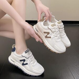 Putian sapatos esportivos meninas correndo leve 2025 primavera novo estilo deste ano Super quente Forrest Gump sapatos p - Oferta na Shopee