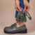 Kit Mocassim Feminino Couro Legítimo Vittal  + 3 Fivelas Removíveis Verde Militar Confortável