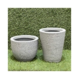 Kit Com 2 Vasos em Polietileno Cone redondo N1 + Bojo N1 Com Prato