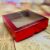 10~50 CAIXA LAMINADA C/ VISOR (16 DOCES) 4x16x16 cm VERMELHO 4685//