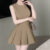 (Trendy) Lovito Vestido Casual liso plissado com recorte para mulheres L128ED427